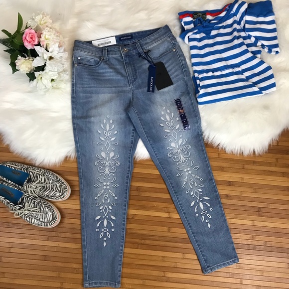 bandolino embroidered jeans